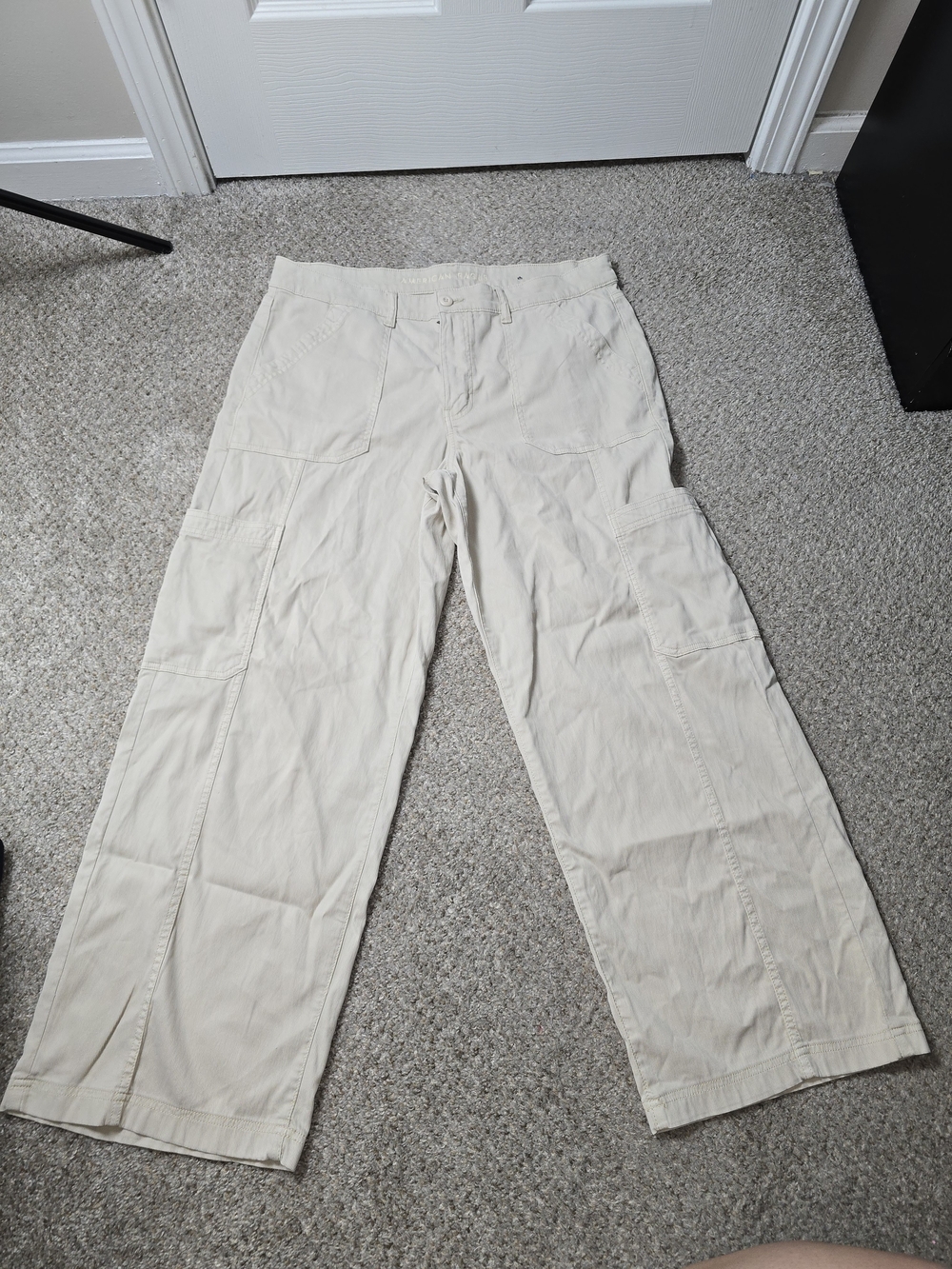 American Eagle Stovepipe Light Tan Wide-Leg Utility Pants Size 14